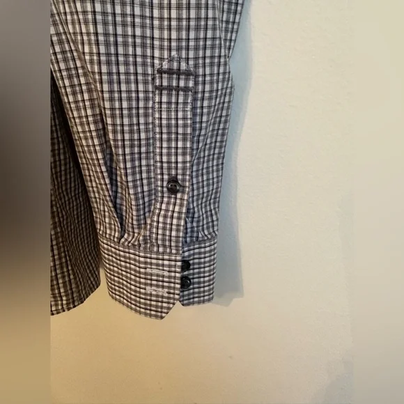 Button down shirt in size S (20 years old) - Picture 3 of 4